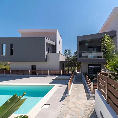 Diamond Gold * Nea Iraklitsa