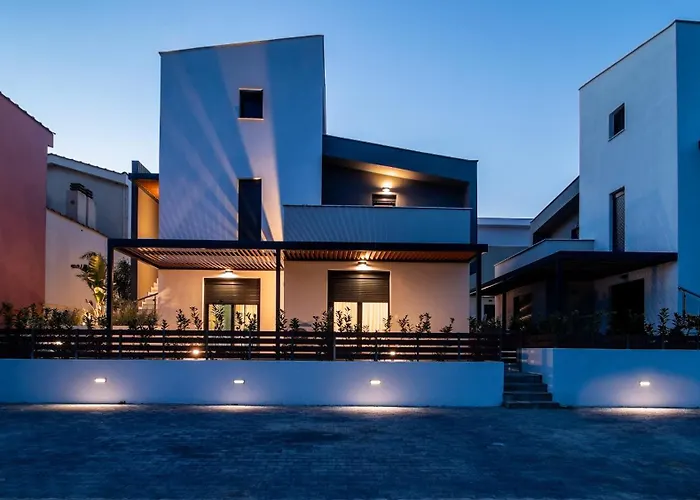 Feriehus Diamond Gold Nea Iraklitsa